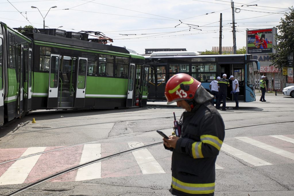 Transport gratuit STB: o soluție benefică sau capcana de la Belgrad?