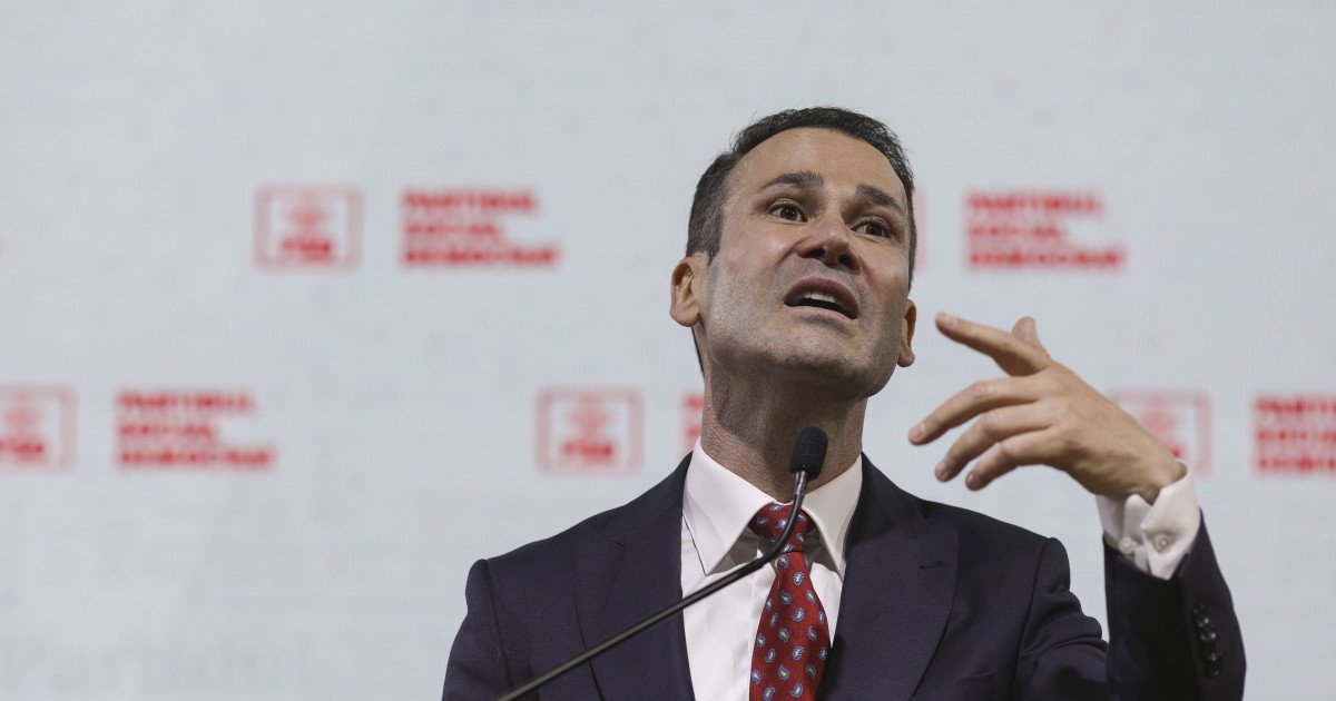 Robert Negoiță, primarul Sectorului 3, sub ancheta DNA în legătură cu lucrări ilegale pe proprietatea fratelui său Primarul Sectorului 3, Robert Negoiță, a devenit, joi dimineața, subiectul unei investigații ample ale Direcției Naționale Anticorupție (DNA), care efectuează percheziții în mai multe locații, inclusiv la sediul primăriei și la o adresă asociată edilului