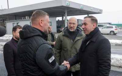 Ministrul-Bogdan-Ivan-la-granita-cu-Ucraina.jpg - ReactiveNews