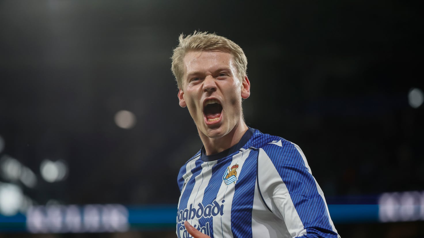 Real Sociedad își consolidează poziția cu o victorie în fața Elche-ului Real Sociedad a obținut o victorie concludentă în fața echipei Elche, scor 3-1, pe stadionul Anoeta, într-un meci ce a confirmat legătura strânsă dintre jucători și suporteri