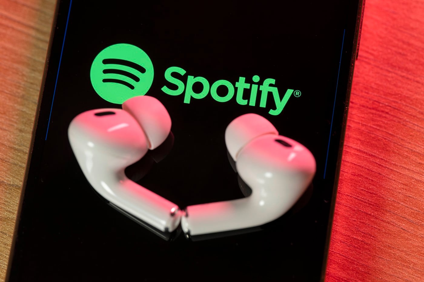 Industria tehnologică traversează o schimbare radicală, iar exemplul Spotify evidențiază o mutație fundamentală în modul în care se dezvoltă și se livrează software