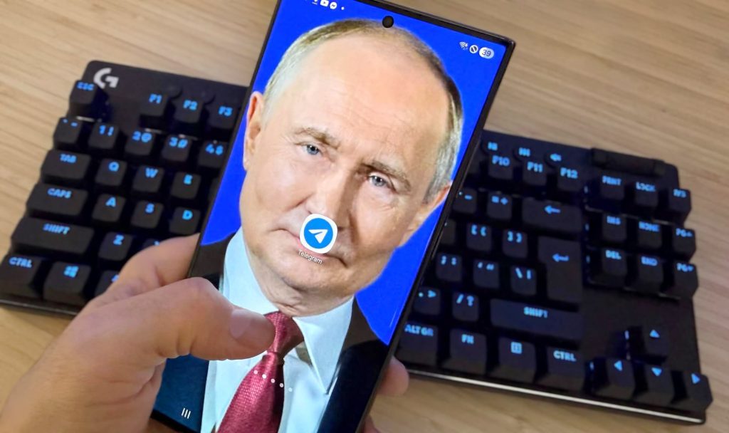 Rusia a inițiat o campanie de limitare a accesului la Telegram, una dintre cele mai populare aplicații de mesagerie din țară, într-un efort clar de a exercita controlul asupra spațiului digital și de a restricționa libertatea comunicațiilor online