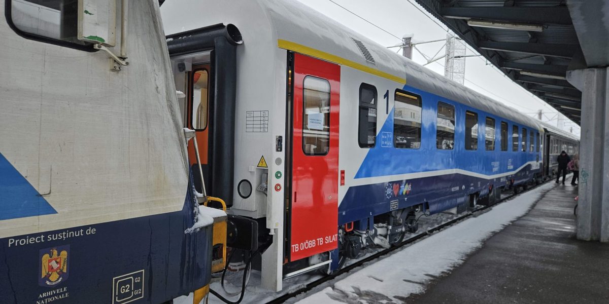 Vagoane-CFR-Calatori.jpg - ReactiveNews