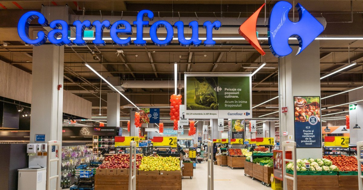 Carrefour, vândut către Pavăl Holding pentru 823 de milioane de euro Cel mai mare retailer alimentar din Europa, Carrefour, a anunțat oficial vânzarea filialelor sale din România către Pavăl Holding, grupul condus de frații Pavăl, cunoscuți ca proprietari ai Dedeman