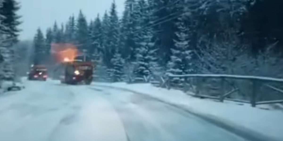 aD02MzAmemM9MSZoYXNoPTAyMTc2YmM0MjAzZDhiOTlkMjg3NmQxYzllNzdlNDkx.thumb_.jpg - ReactiveNews