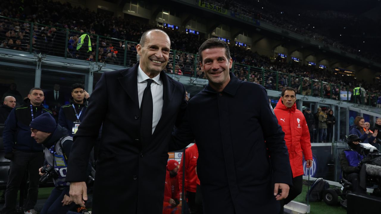 Chivu își pune speranțele în rivalitatea dintre Milan și Inter Cristian Chivu, fostul fundaș al Interului Milano, se află într-un moment de intensitate emoțională pe măsură ce echipa sa preferată se apropie de o nouă posibilitate de câștigare a titlului de Serie A