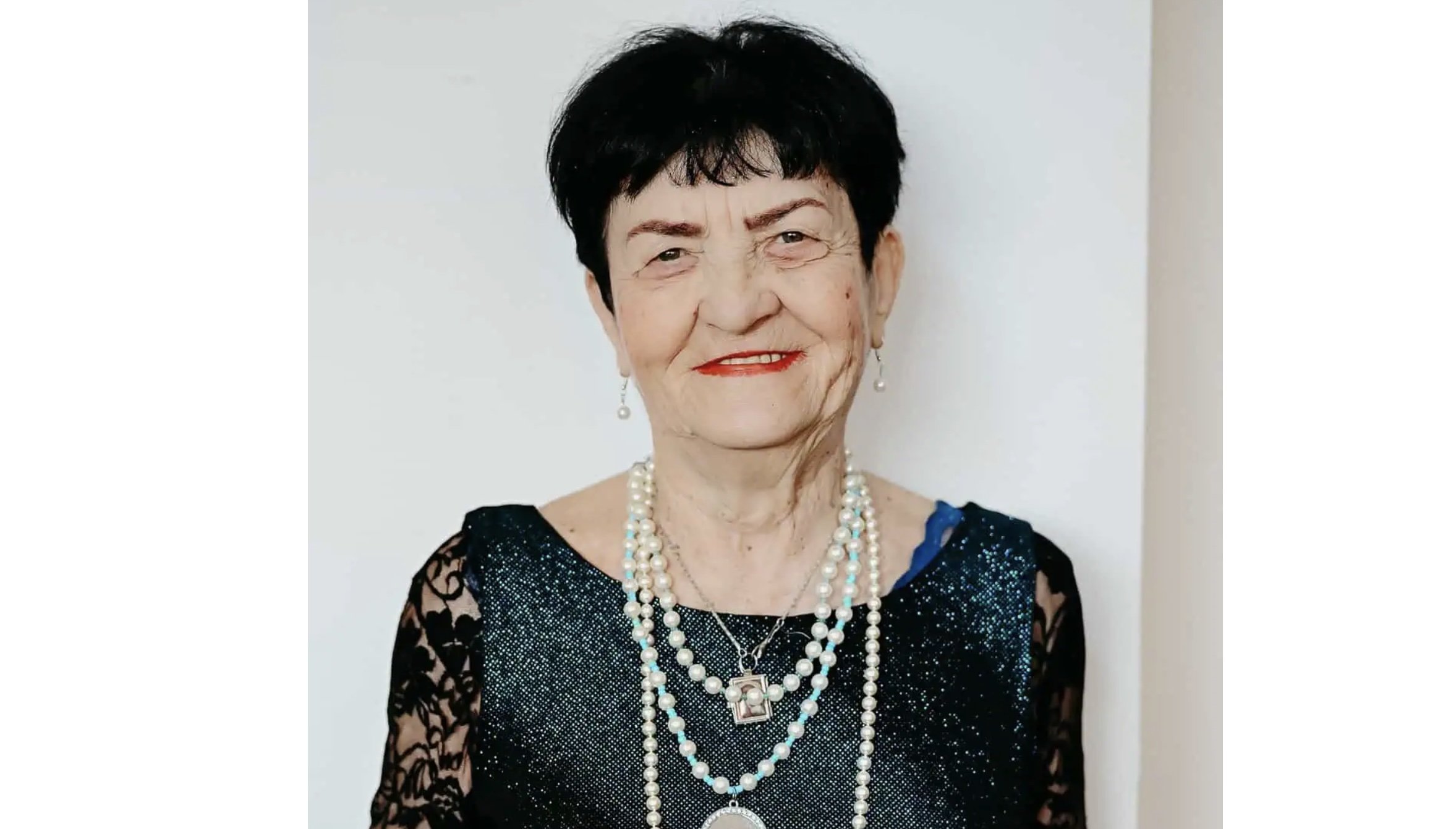 O studentă de 90 de ani, simbol al pasiunii pentru învățare în România Cea mai vârstnică studentă din România, Amalia-Susana Tușa, a atins recent pragul celor 90 de ani, o realizare impresionantă care sfidează granițele convenționale ale educației