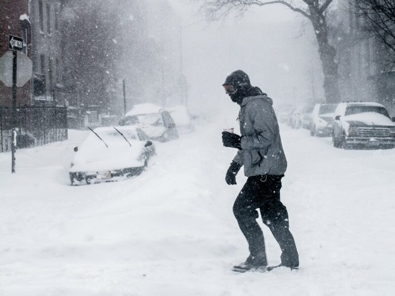 cod-galben-viscol-zapada-ninsoare-ger-iarna-frig-e1704618257575.jpg - ReactiveNews