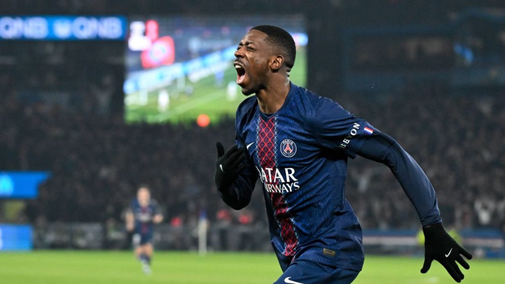 Barcelona în căutarea revanșei: Dembélé, vedeta din Ligue 1, la PSG După un început sezon promițător, Ousmane Dembélé, jucătorul de la Paris Saint-Germain, continuă să atragă atenția prin evoluțiile sale pe teren