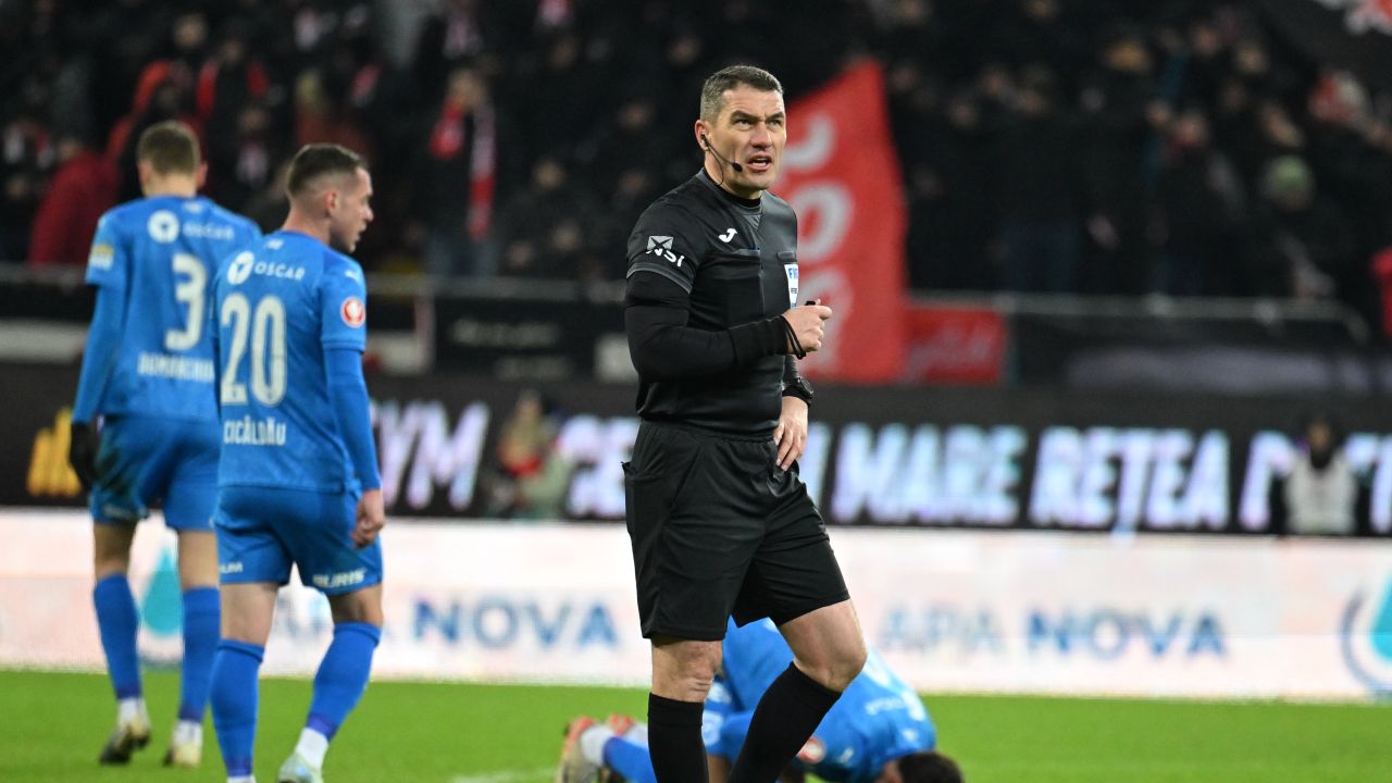 O noapte tensionată pe Arena Națională Într-o confruntare intensă, Dinamo București a încheiat la egalitate, 1-1, cu Universitatea Craiova, pe Arena Națională, într-un meci ce a stârnit multe emoții și controverse