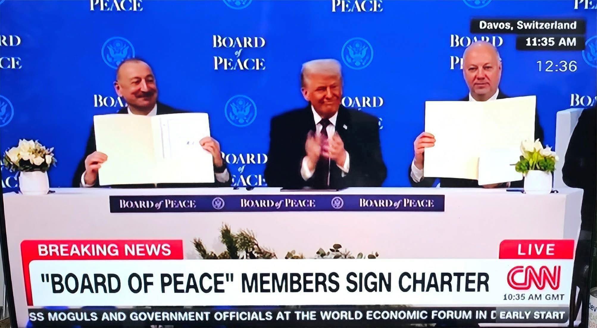 Donald Trump lansează Consiliul pentru Pace: o inițiativă controversată inaugurează prima întâlnire a liderilor mondiali Fără anunțuri ample sau detalii clare, anunțul privind organizarea primei întâlniri a liderilor în cadrul Consiliului pentru Pace, promovat de fostul președinte american Donald Trump, a stârnit rapid interes și curiozitate pe scena internațională