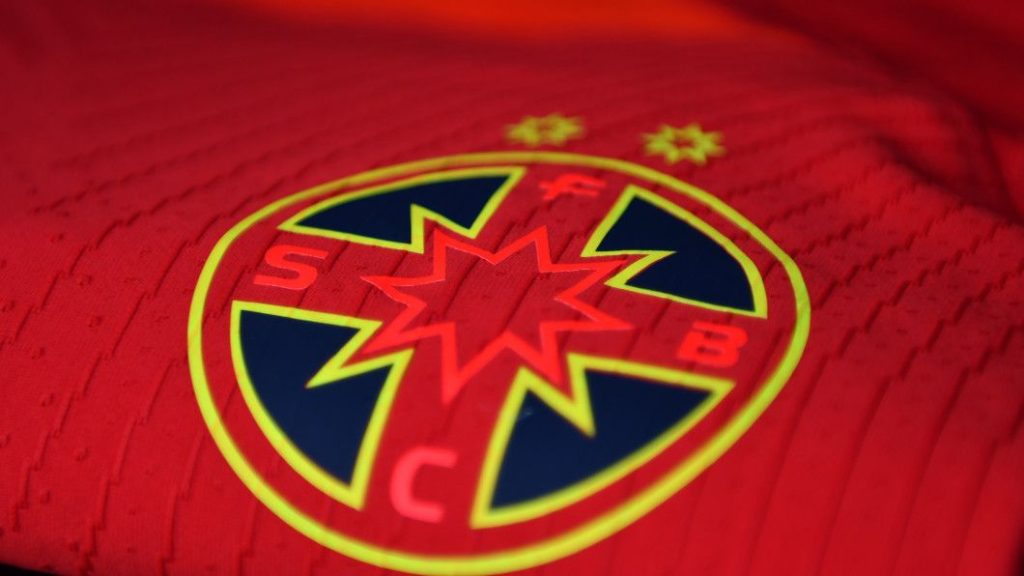 FCSB anunță primul transfer al verii: „Cel mai bun jucător din echipa lui!”