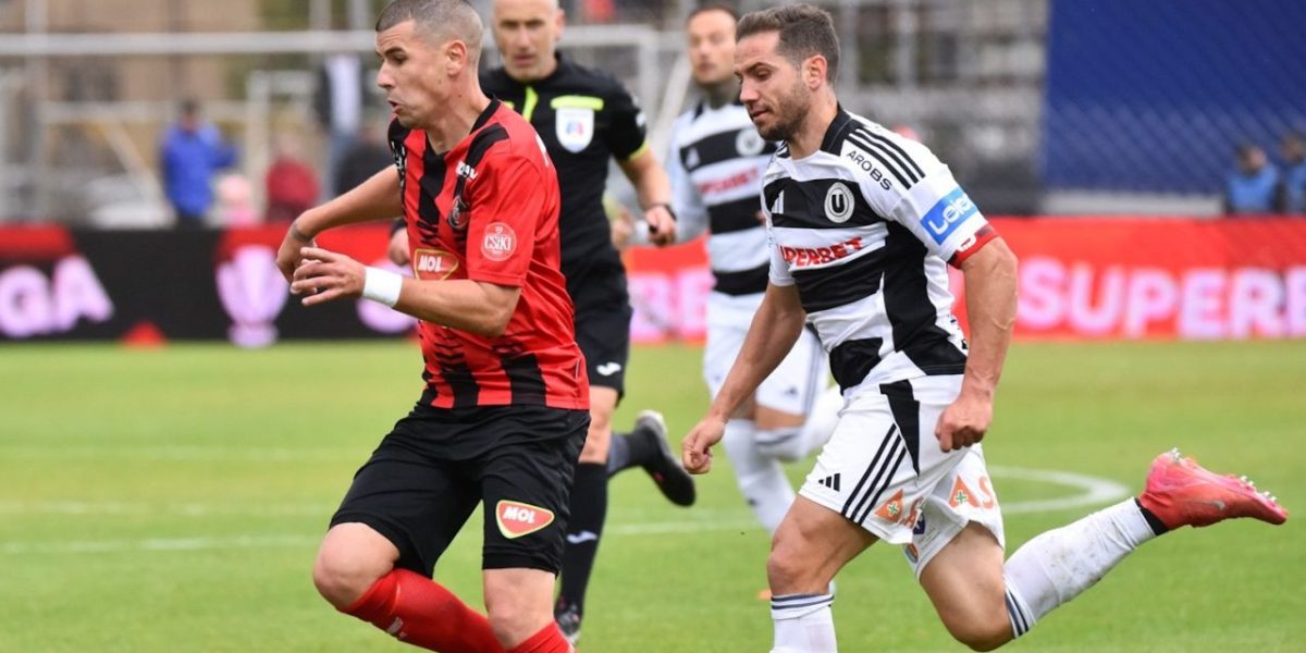 fk-csikszereda-miercurea-ciuc-fc-universitatea-cluj-superliga-superbet-04102025.jpg - ReactiveNews