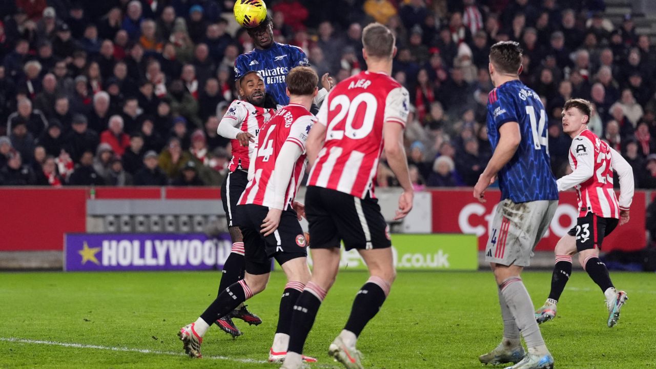 Brentford – Arsenal: Meciul serii pe VOYO de la ora 22:00 Într-o seară plină de emoție pentru iubitorii fotbalului din Premier League, Brentford se pregătește să primită pe Arsenal, într-o confruntare care promite spectacol