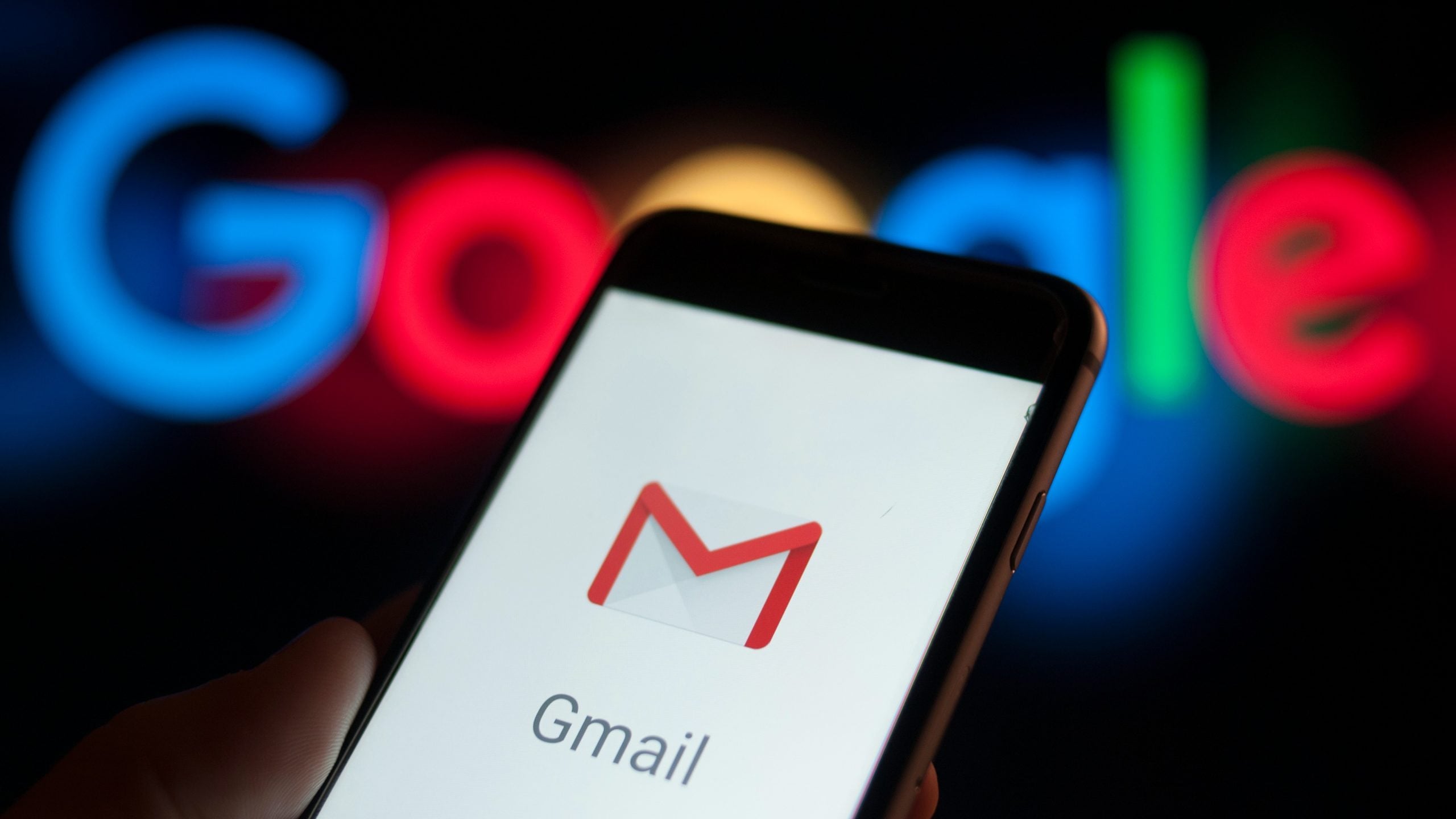 Google continuă să îmbunătățească experiența utilizatorilor de Gmail pe mobil, iar cea mai recentă actualizare pentru aplicația Android vine să răspundă unei nevoi de mult timp exprimată de utilizatori: posibilitatea de a crea și organiza etichete direct din aplicație, fără a fi nevoiți să acceseze versiunea web