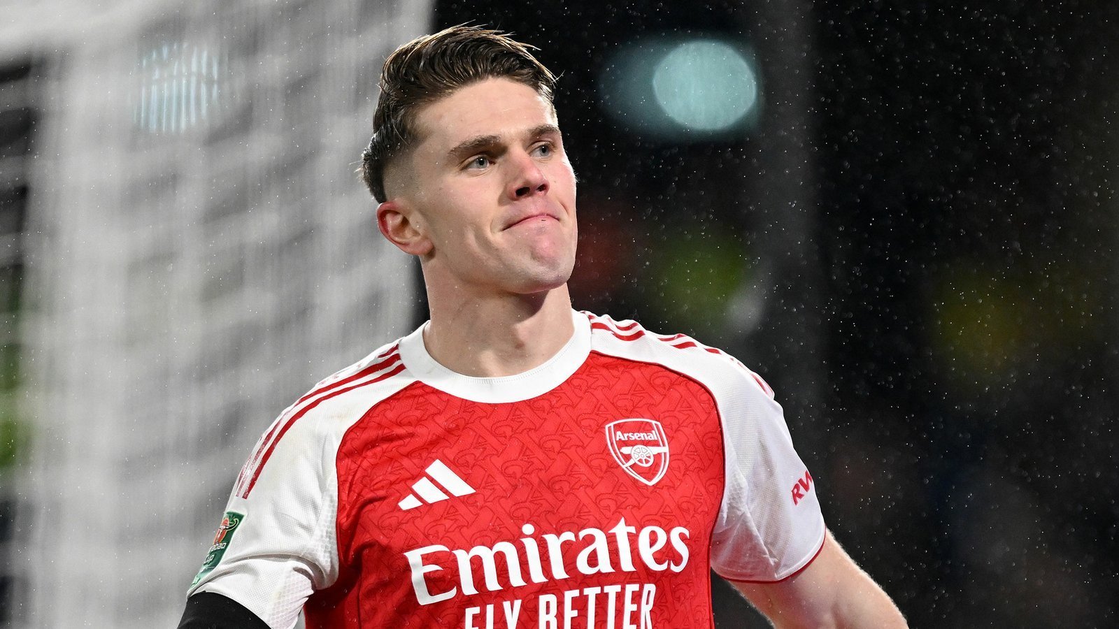 Arsenal își schimbă înfățișarea la Molineux: Arteta face șapte modificări Mikel Arteta, antrenorul lui Arsenal, a decis să facă șapte schimbări în echipa sa pentru meciul din această seară împotriva celor de la Wolverhampton