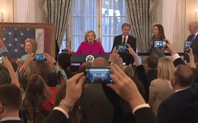 hillary-clinton-sua-statele-unite-washington-departamentul-de-stat-portret-tablou-politica-americana.jpeg - ReactiveNews