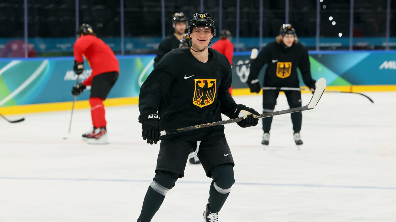 Germania și Danemarca se pregătesc pentru un duel anticipat la Olimpiada de Iarnă 2026 Milan – Meciul de debut al echipelor de hochei pe gheață ale Germaniei și Danemarcei la Jocurile Olimpice de Iarnă Milano Cortina 2026 se va desfășura joi seară, de la ora 21:10 (ora României)
