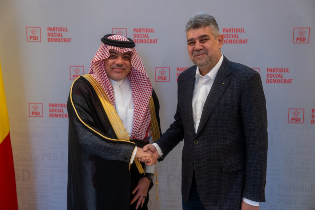 Marcel Ciolacu, fostul prim-ministru și actual președinte al Consiliului Județean Buzău, a avut recent o întâlnire de diplomatie econo­mică cu ambasadorul Arabiei Saudite în România, Mohammed Abdulghani M