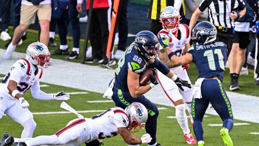 Super Bowl 2026: Evenimentul sportiv al anului, urmărit pe VOYO Super Bowl 2026 promite să fie nu doar o competiție sportivă de excepție, ci și un spectacol de amploare, aducând împreună fanii fotbalului american din întreaga lume