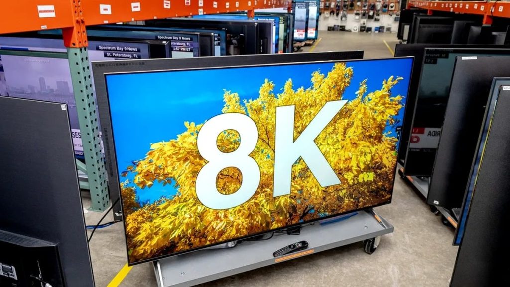 LG Electronics face un pas important în redefinirea strategică a portofoliului său de produse TV, anunțând oficial că va suspenda temporar producția și dezvoltarea televizoarelor 8K, atât pe tehnologie OLED, cât și LCD