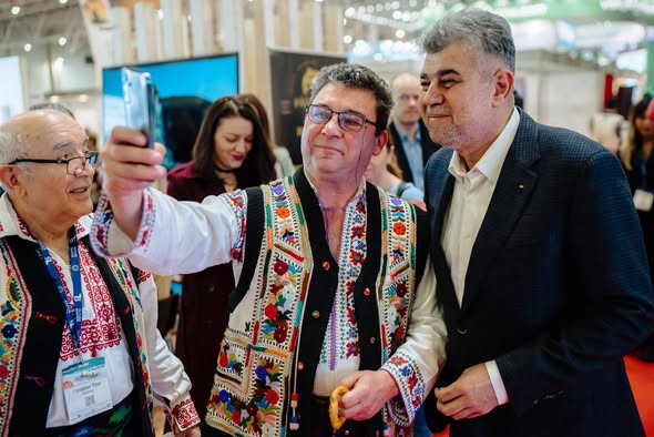 marcel-ciolacu-targ-de-turism.jpg - ReactiveNews