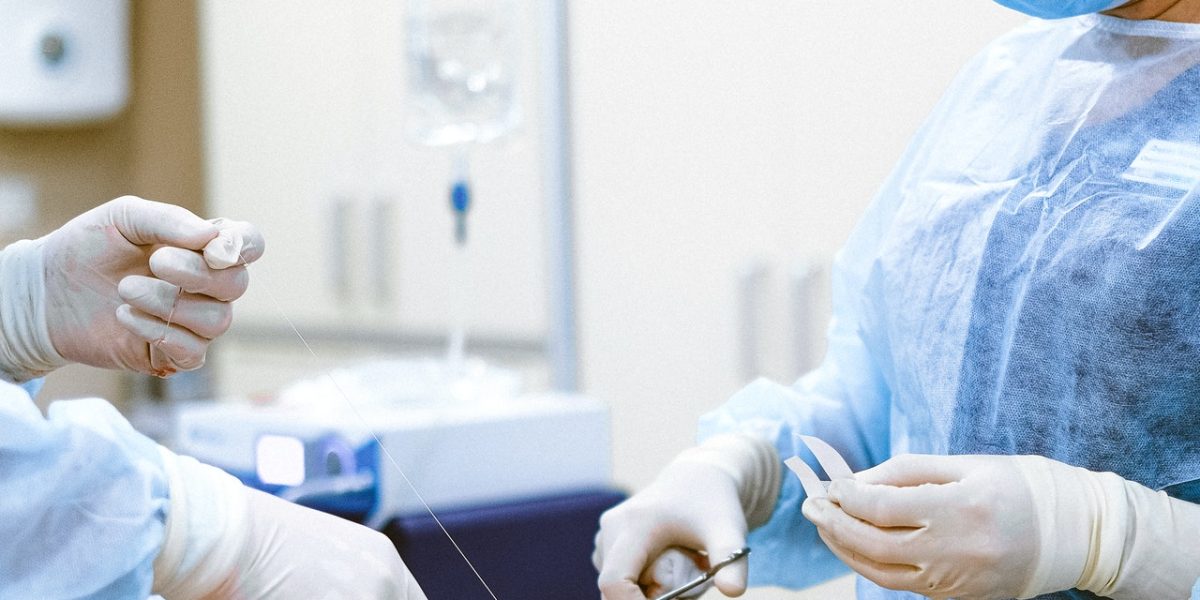 medici-doctor-spital-operatie-pexels.jpeg - ReactiveNews