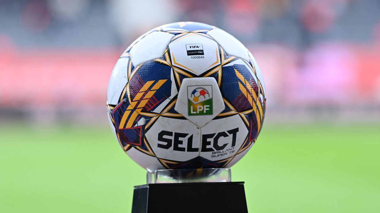 Favoriții la titlu în Superliga României suferă o schimbare semnificativă.