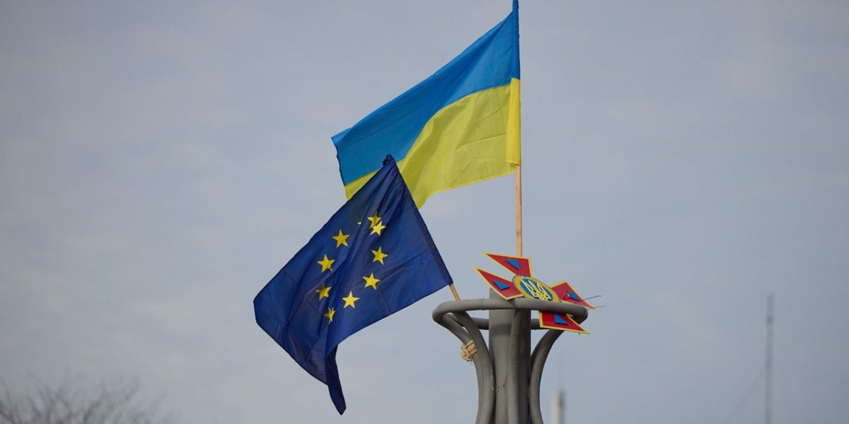 photo1668420161.jpeg - ReactiveNews