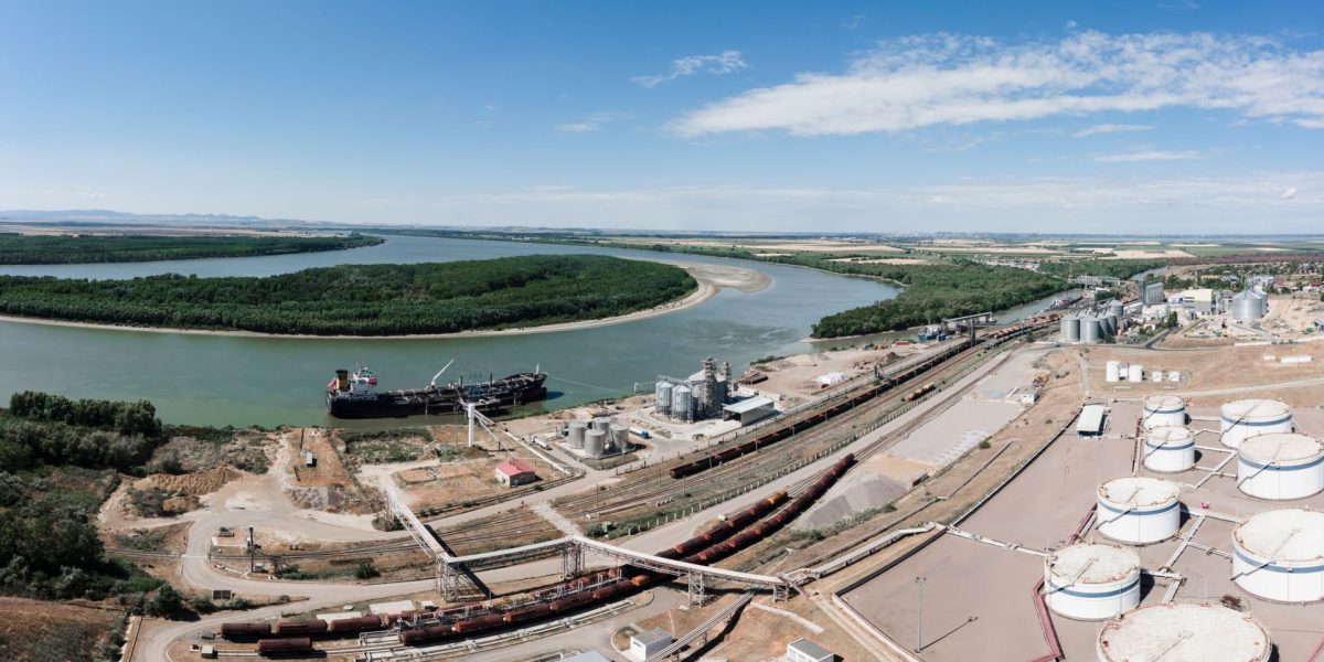 port.jpg - ReactiveNews