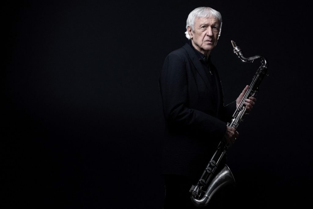 După o carieră impresionantă marcată de inovație și excelență, clarinetistul francez Michel Portal a încetat din viață duminică, la vârsta de 90 de ani, anunțul fiind făcut de unul dintre agenții săi, Marion Piras