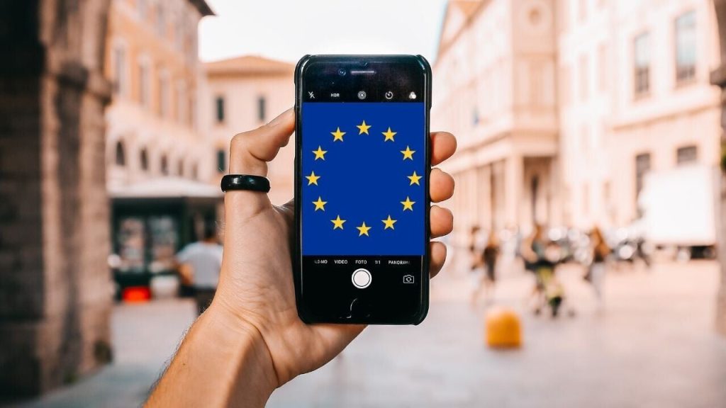 Uniunea Europeană pregătește o transformare semnificativă pentru piața produselor electronice și electrocasnice, introducând reguli menite să susțină dreptul la reparație după expirareagaranției standard