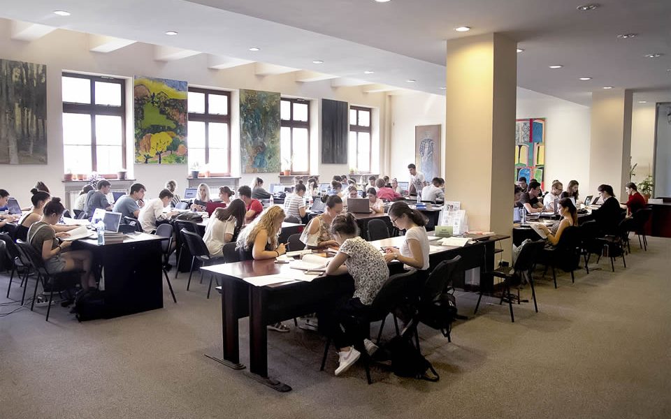 sala-lectura-paul-bran.jpg - ReactiveNews