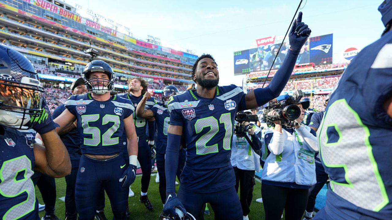 Seattle Seahawks învinge New England Patriots în Super Bowl LX Seattle Seahawks a obținut o victorie impresionantă în Super Bowl LX, înfruntându-se cu New England Patriots și impunându-se cu 29-13