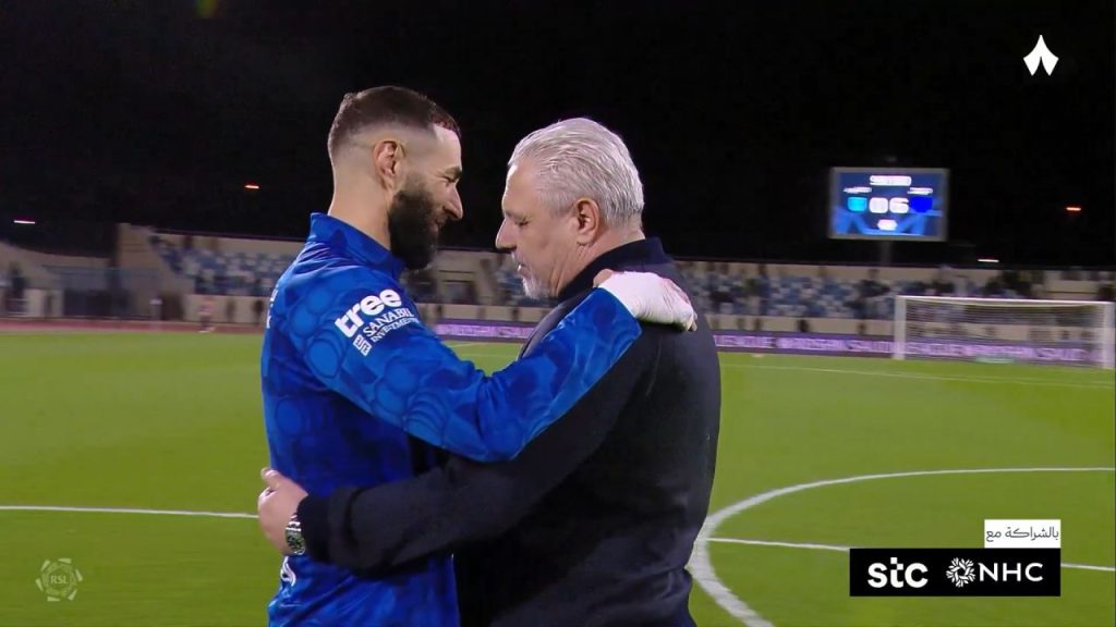Benzema îi oferă lui Șumudică un cadou memorabil: „Cel mai frumos!“