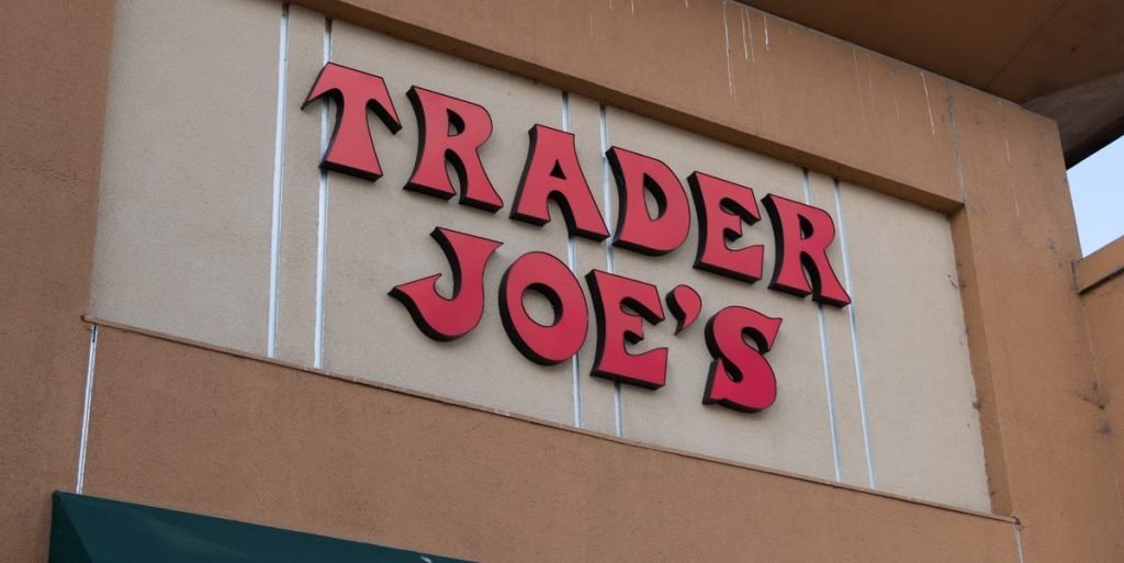 Îndulcește-ți Valentine’s Day cu bunătăți de la Trader Joe’s în 2026