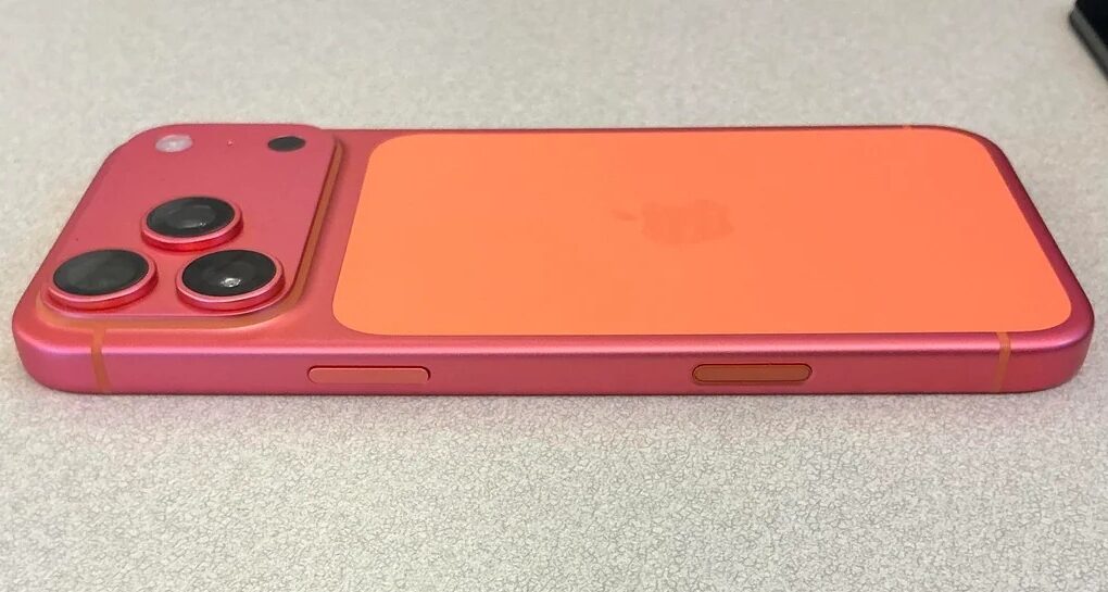 update-on-orange-iphone-17-pro-max-that-turned-rose-gold-v0-axapruyj93vf1-e1760548860729.jpg - ReactiveNews