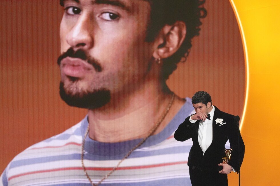 Bad Bunny intră în istorie: Albumul anului la premiile Grammy 2026