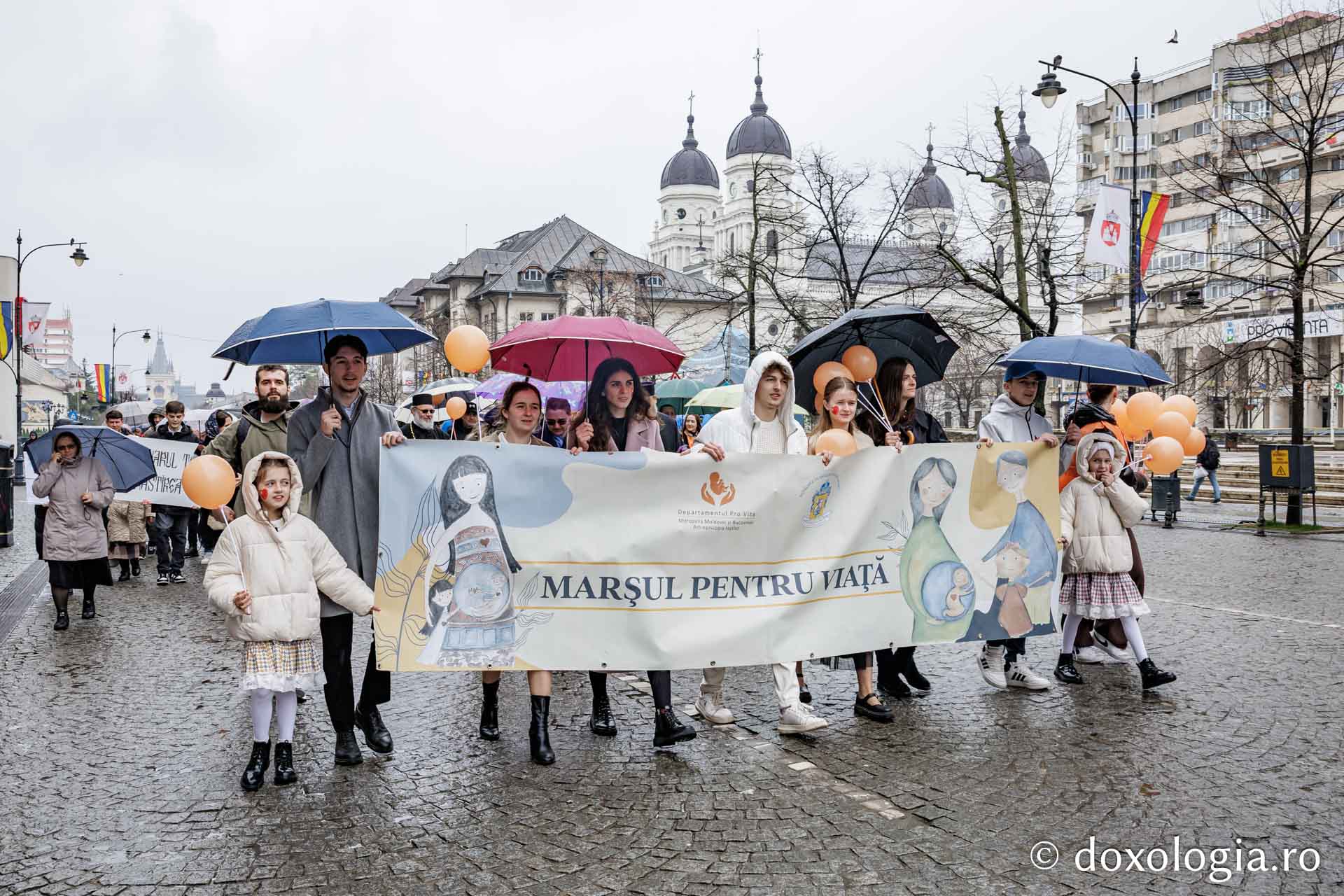 Duminică, 29 martie 2026, Iași a fost scena unui eveniment de amploare dedicat susținerii vieții și valorilor familiei: Marșul pentru viață cu tema „Solidaritate pentru amândoi”