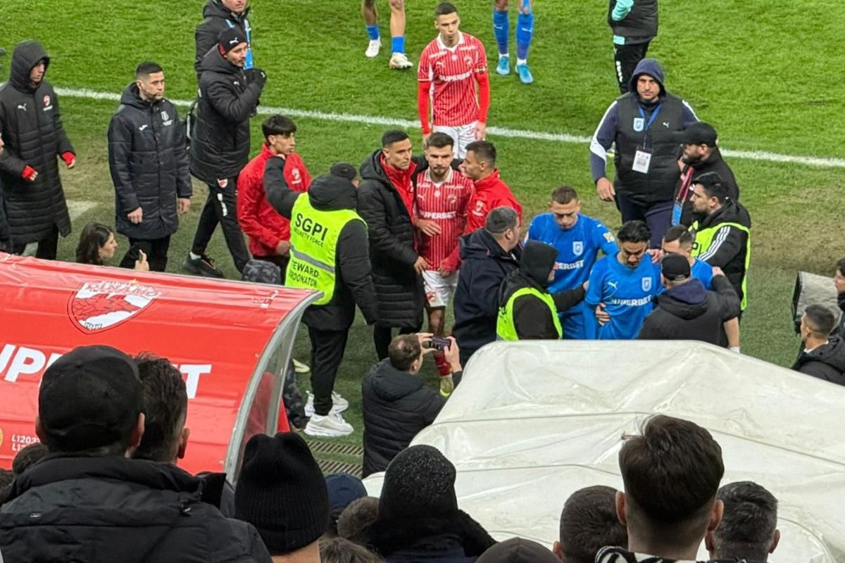 Universitatea Craiova a obținut o victorie „de aur” în derby-ul de pe Arena Națională, învingând Dinamo București cu scorul de 1-0