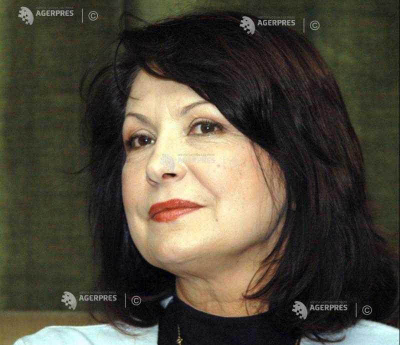 Tora Vasilescu, una dintre cele mai iubite și apreciate actrițe din România, a fost onorată recent cu o distincție importantă, care subliniază contribuția sa remarcabilă în domeniul cinematografiei și teatrului românesc