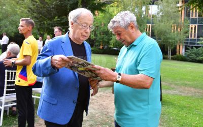 Mircea Lucescu, transportat de urgență la spital după ce i s-a făcut rău înaintea antrenamentului echipei naționale Se făcea pregătirea pentru primul antrenament al echipei naționale de fotbal, însă vestea care a cutremurat întreaga suflare a pasionaților de sport a venit brusc