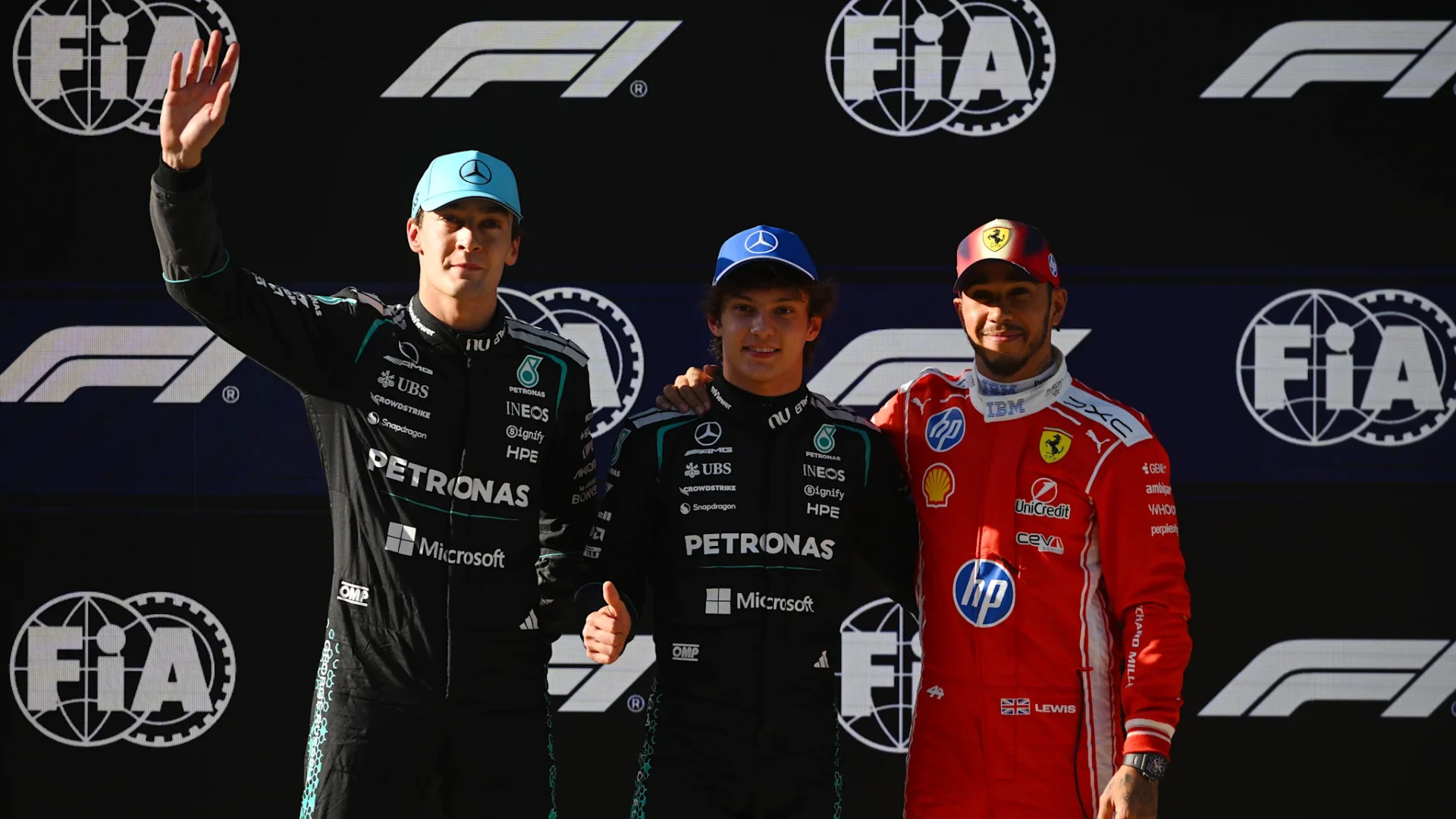 Antonelli devine cel mai tânăr pilot din istoria Formulei 1 care obține pole position Kimi Antonelli a făcut istorie sâmbătă, în calificările Galei de Formula 1 de la Shanghai, fiind primul tânăr pilot din istoria circuitului să obțină pole position