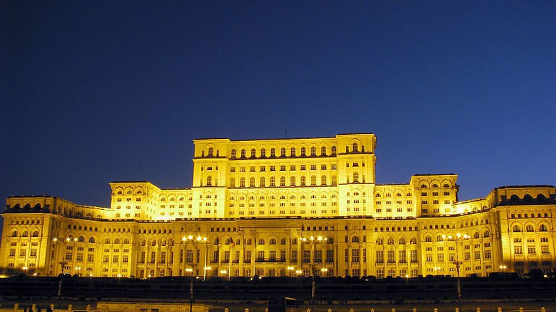 Palatul Parlamentului se va ilumina în galben pentru a susține conștientizarea endometriozei, într-un gest simbolic menită să atragă atenția asupra unei boli care afectează milioane de femei