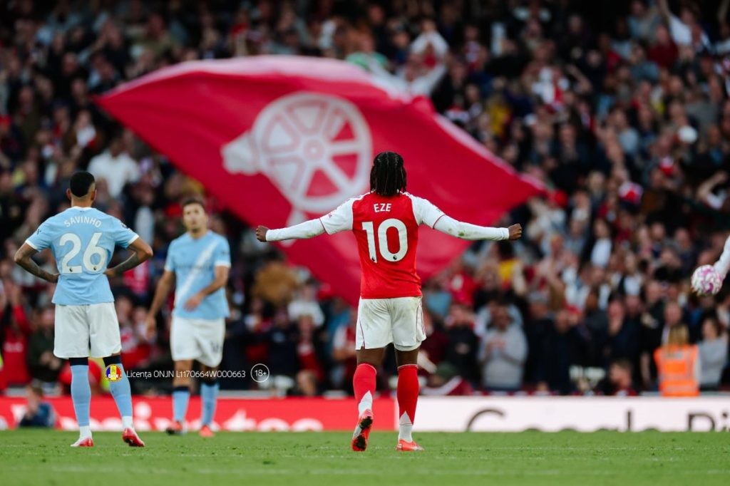 Arsenal și Manchester City se duelează duminică în finala Cupei Ligii Angliei, într-un meci aşteptat cu nerăbdare de fanii fotbalului din întreaga lume