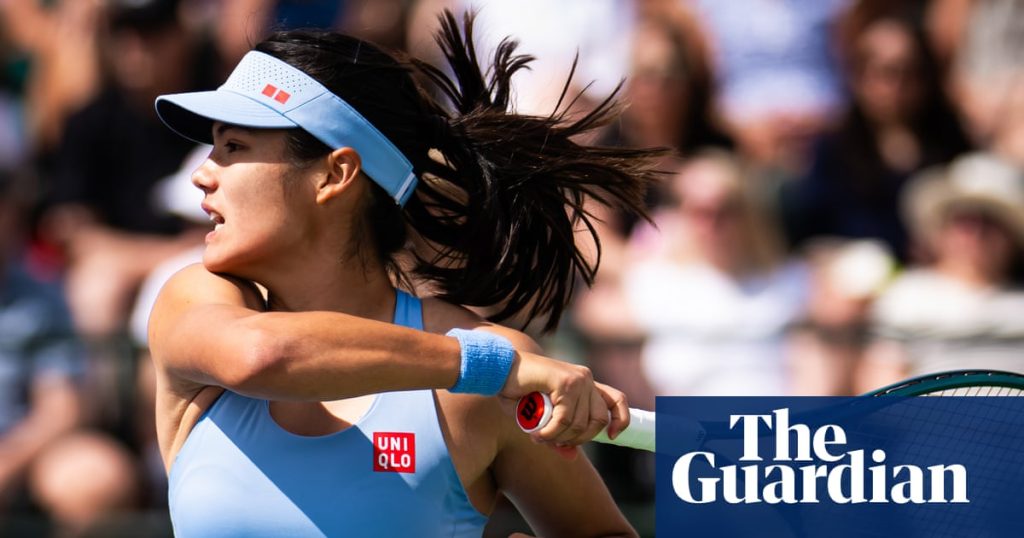 Emma Raducanu a trecut în turul al treilea la Indian Wells, după o victorie clară în fața jucătoarei ruse Anastasia Zakharova, scor 6-1, 6-3