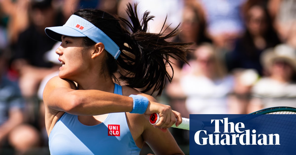 Emma Raducanu a trecut în turul al treilea la Indian Wells, după o victorie clară în fața jucătoarei ruse Anastasia Zakharova, scor 6-1, 6-3