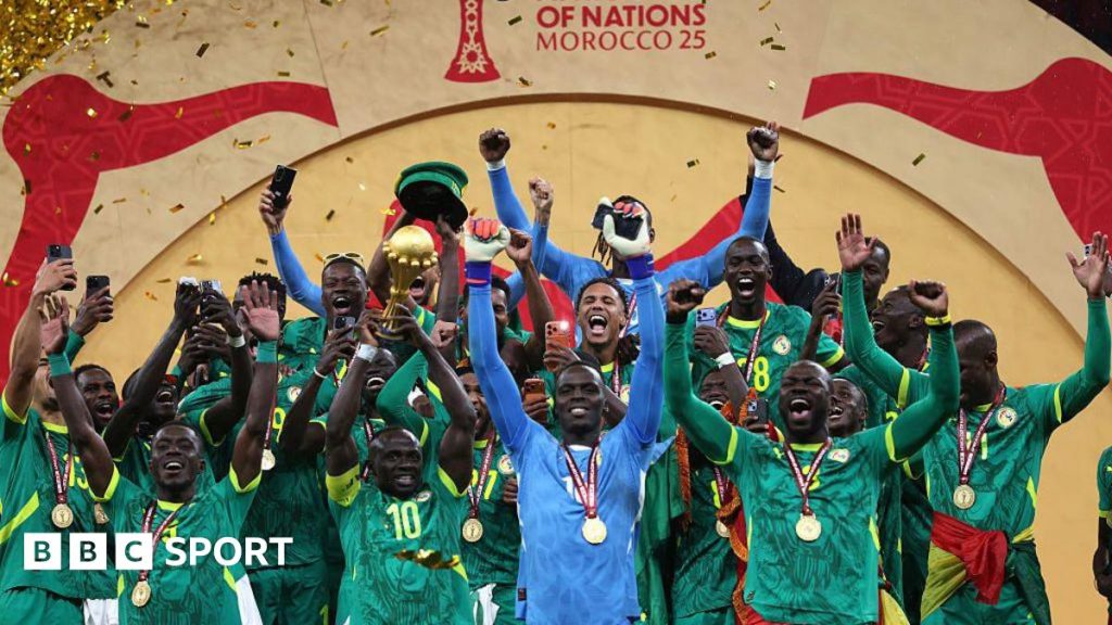 Caf anunță schimbări majore în finala Cupei Africane pe 2025: Maroc a fost declarată câștigătoare, Senegal eliminat pentru comportament neconform Decizia oficială a Confederation of African Football (Caf) a schimbat radical rezultatul finalei Cupei Africane din 2025, disputată pe 18 ianuarie