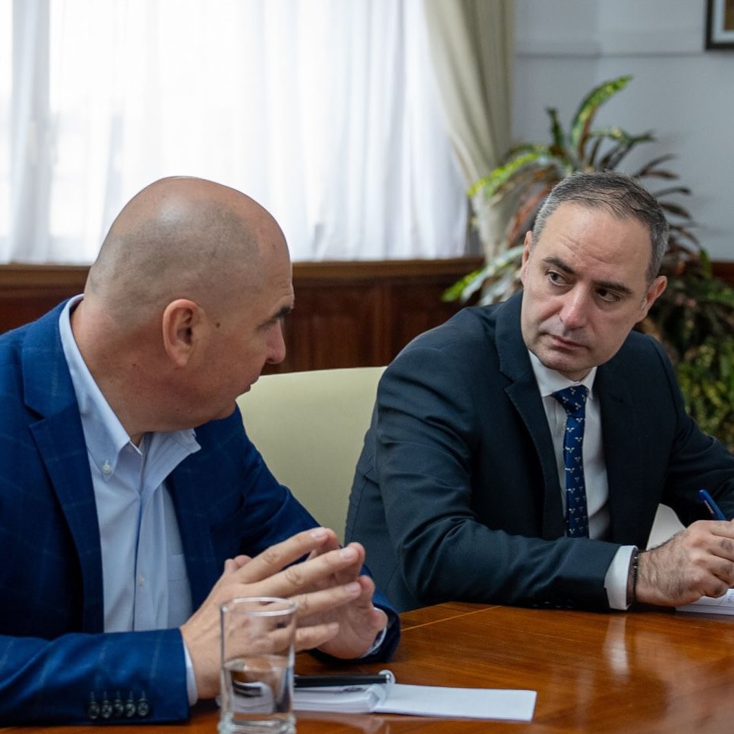 România începe 2026 cu un deficit bugetar semnificativ redus față de aceeași perioadă a anului anterior, semnale pozitive despre sănătatea fiscală a țării