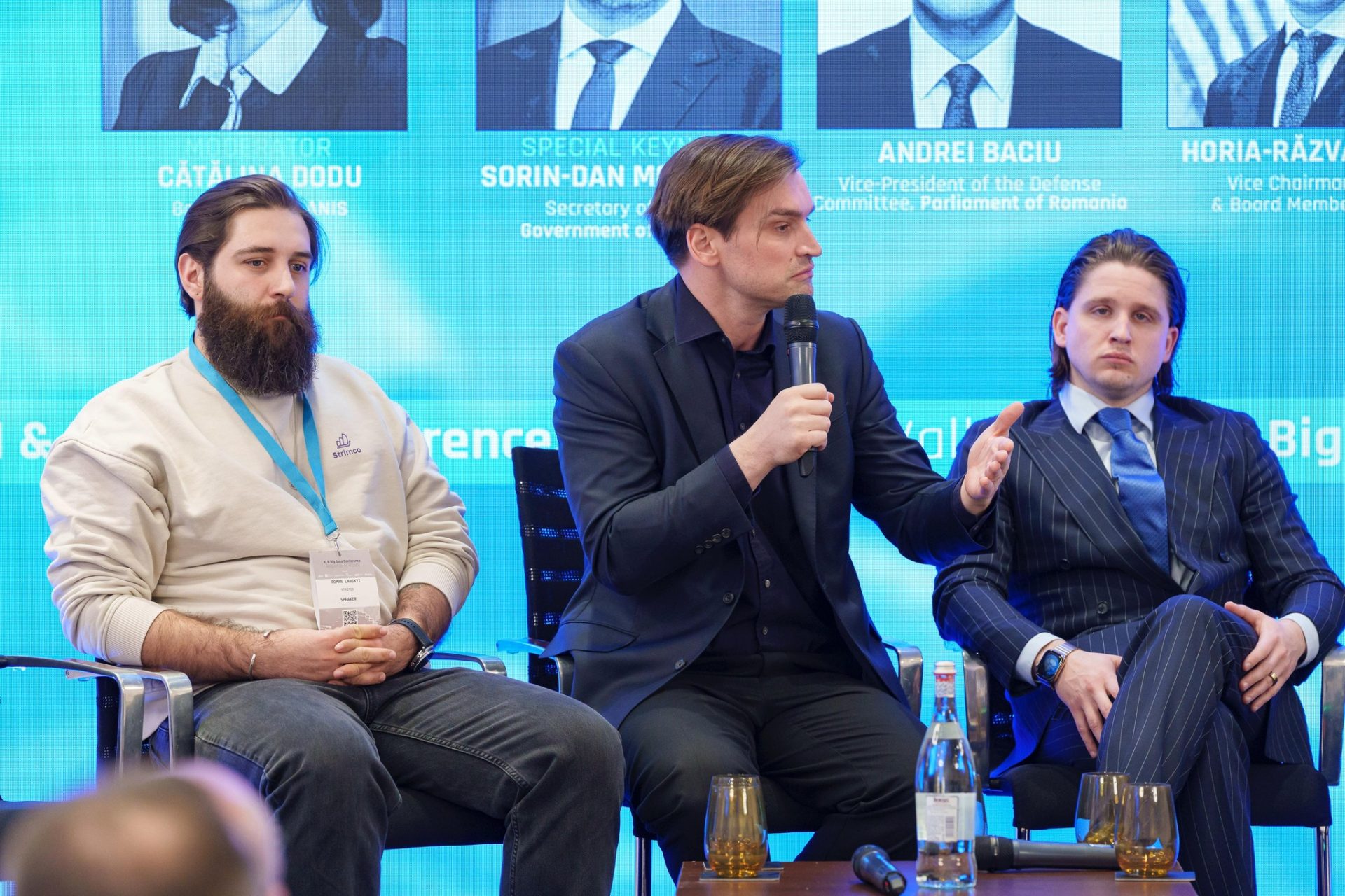 Recent, la AI & BIG Data Conference, un eveniment dedicat celor mai recente inovații în domeniul inteligenței artificiale și al prelucrării marii cantități de date, speakerul a abordat o temă esențială legată de motivația pentru care oamenii sunt interesați de tehnologie